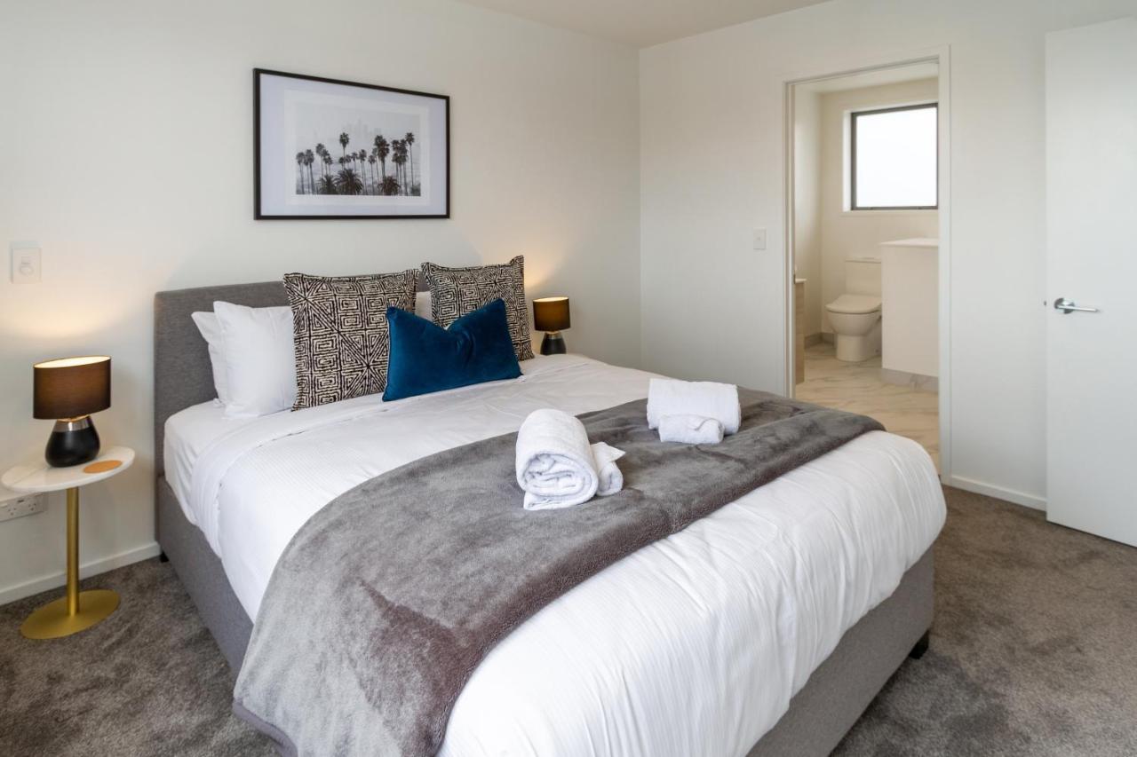 Upper Riccarton Dream - 2 Bed 2 Bath W/Carpark Appartement Christchurch Buitenkant foto