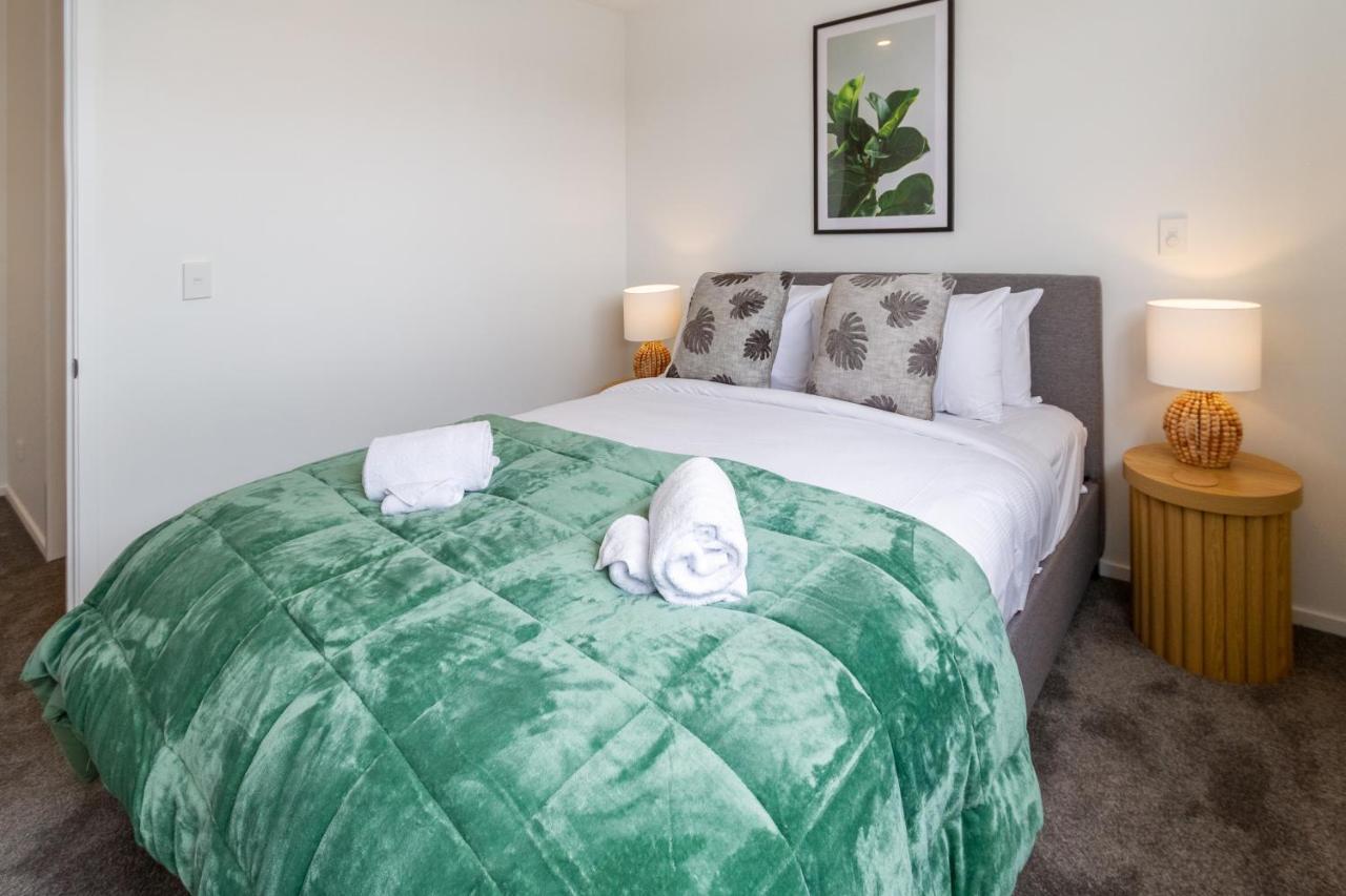 Upper Riccarton Dream - 2 Bed 2 Bath W/Carpark Appartement Christchurch Buitenkant foto